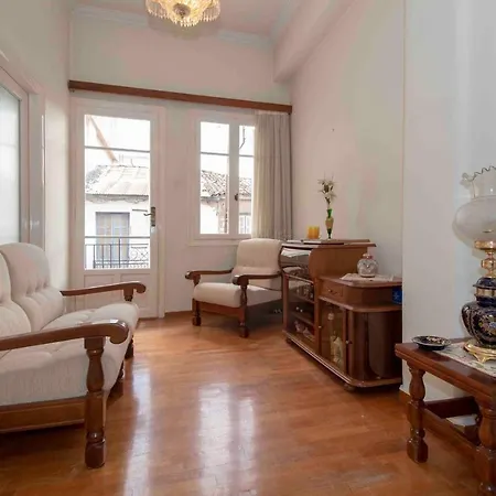 Gortsologou 40. Central, Comfy And Spacious *